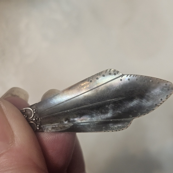 EXQUISITE VTG. BOHO STERLING & ETCHED ABALONE.BEAUTIFUL DESIGN on the STERLING - Picture 6 of 7